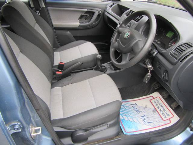 2010 Skoda Fabia 1.2 12V S 5dr