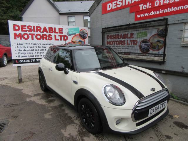 Mini Hatchback 1.5 Cooper 3dr Hatchback Petrol White